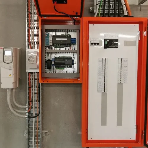 Installation of glass door freezers, cool rooms, and freezer rooms, all managed by the Emerson Site Supervisor control system, enabling remote monitoring and management